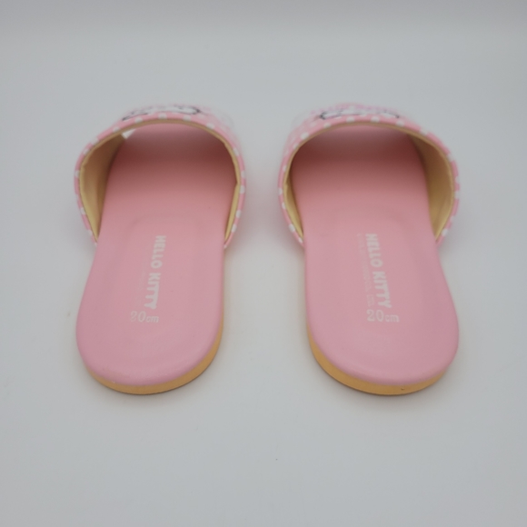 Hello Kitty Girls Slip On Sandals Flat Heel Cushioned Insole Tread Like New 13M - Picture 9 of 11